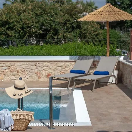 Cretan Vineyard Hill 2 *